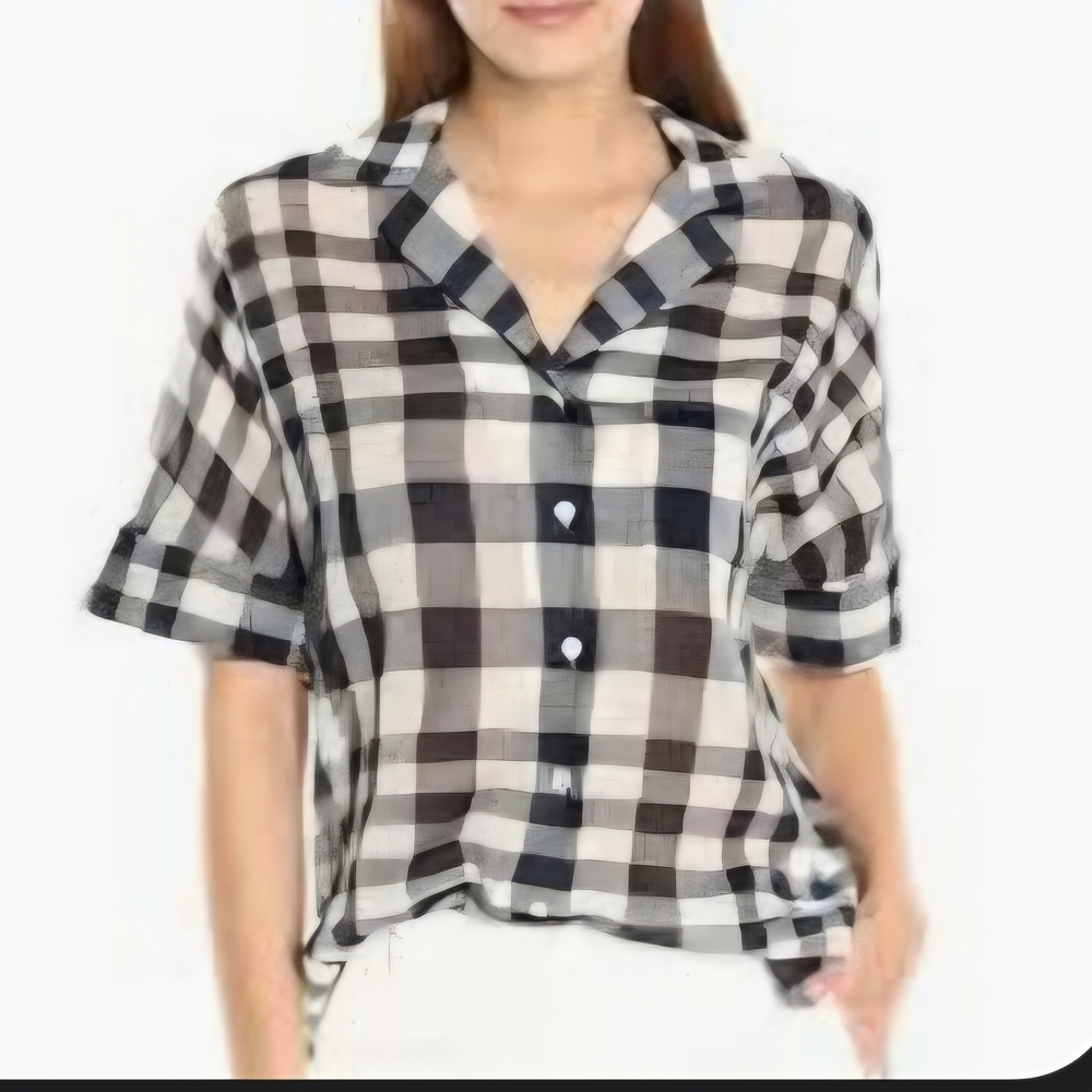 Theory Black and White Plaid Button-Down Shirt Pit To Pit 22 1443